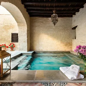Aparthotel Palacio Bucarelli