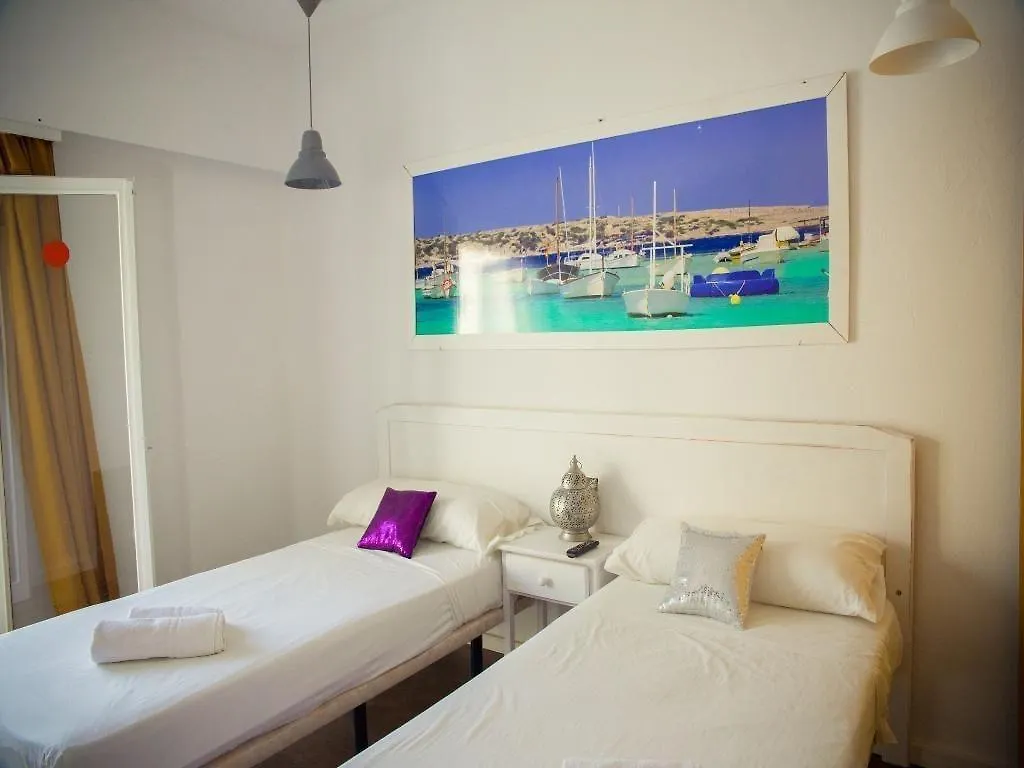Hostal Sunset Ibiza San Antonio  Gæstehus